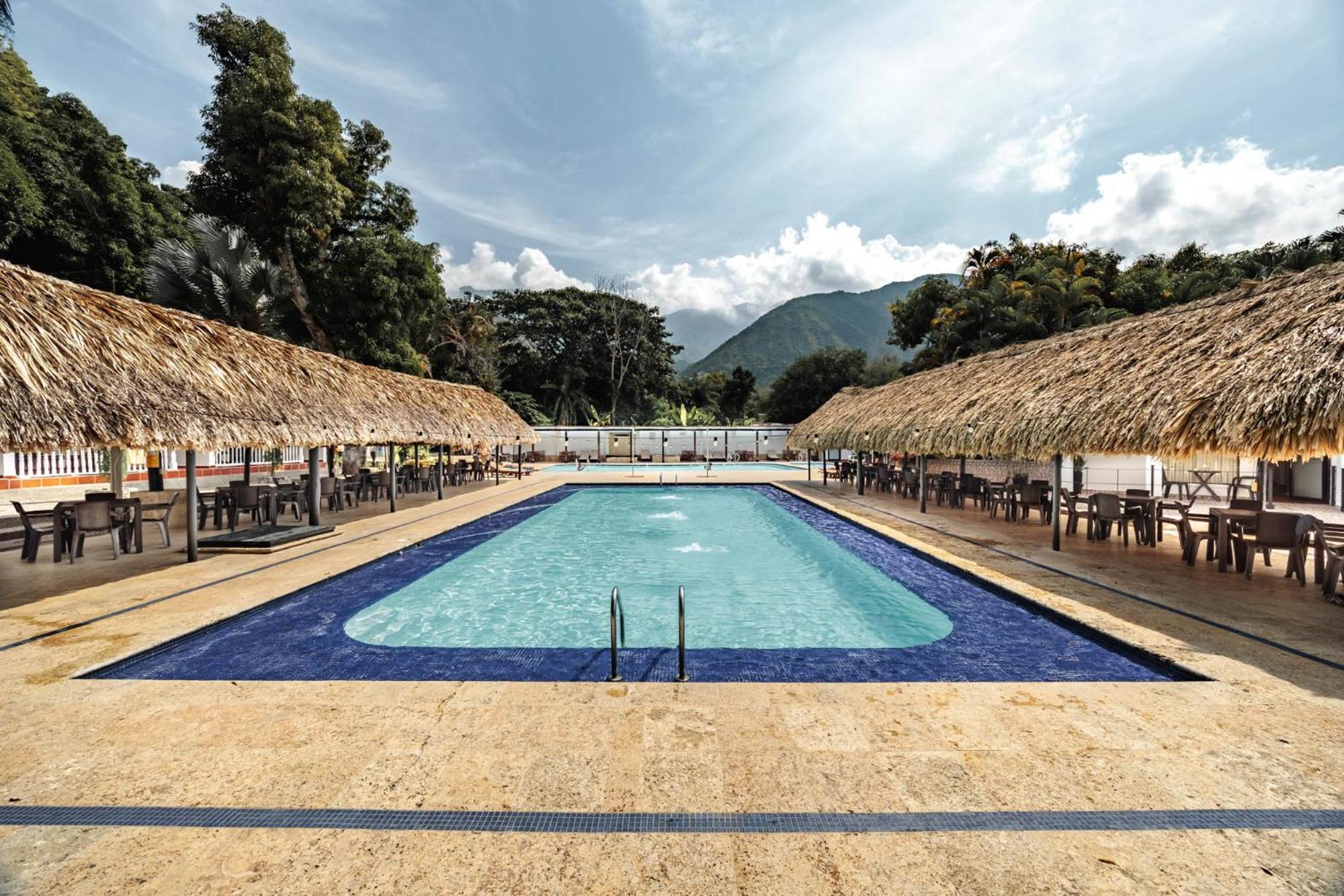 Hotel Quimbaya San Jerónimo エクステリア 写真